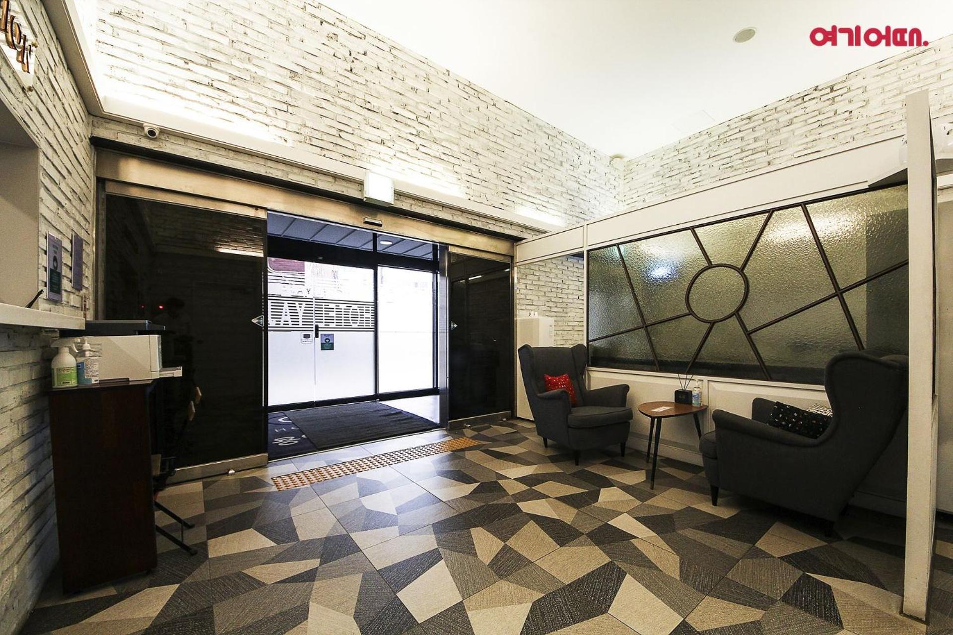Hotel Yaja Terminal Branch Йонгин Екстериор снимка